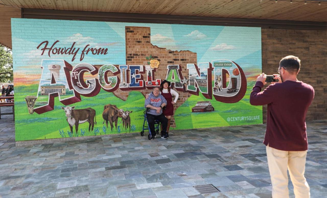 Holiday Inn & Suites College Station-Aggieland By Ihg Exterior photo