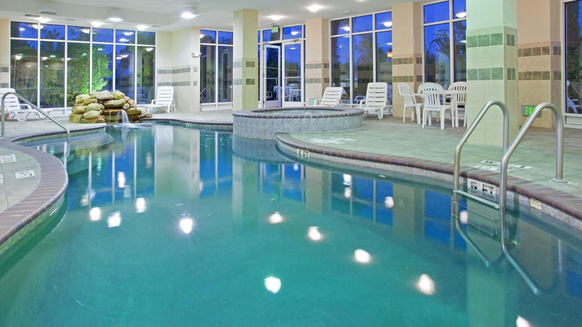 Holiday Inn & Suites College Station-Aggieland By Ihg Exterior photo